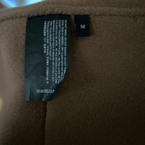 Theory Wool-Cashmere-Blend Coat, size medium in great condition - Picture 4 of 5